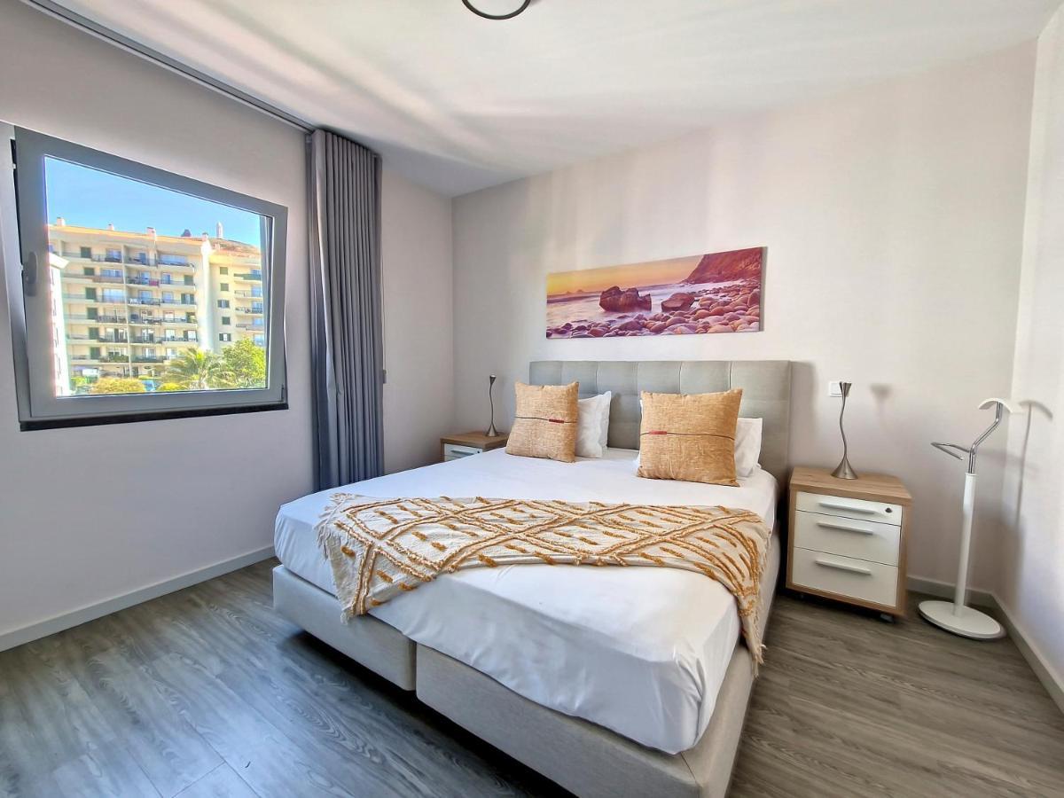 פונשל Rainbow Apartment By Lovelystay מראה חיצוני תמונה